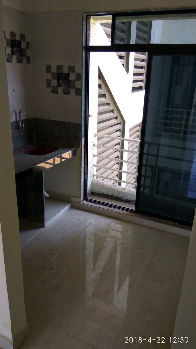 SunRealEstate1's tweet photo. This is 1bhk having covered built up area of 670 sq ft. Total ventilated flat with more natural sunlight. Title is so clear that any bank gives 
For Site Visit please call 📞 Manish 9769915499, Brokerage will be @low Rate, We will arrange bank loan free of charge. HDFC or ICICI https://t.co/oxpCep7CD5