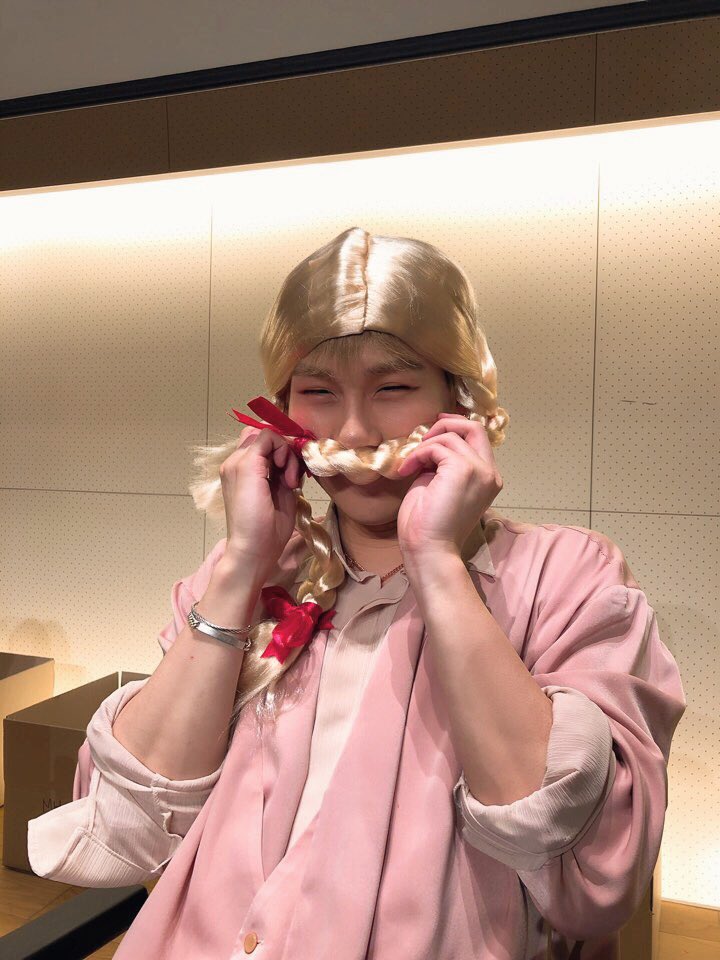 OfficialMONSTAX's tweet photo. [#민혁] 오늘도 주허니는 귀여웠다 https://t.co/Bl8Gc3pfXs