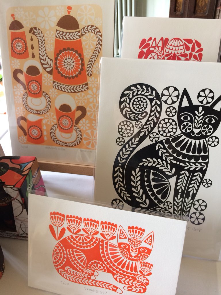 KarolineRerrie's tweet photo. Spending Sunday at #HighburyHall in #Moseley #Birmingham for their #springcraftfair. Filled a huge table with #screenprinted #greetingscards decorations #limitededition #prints #totebags &amp; #teatowels. https://t.co/Fmm9jBisnF