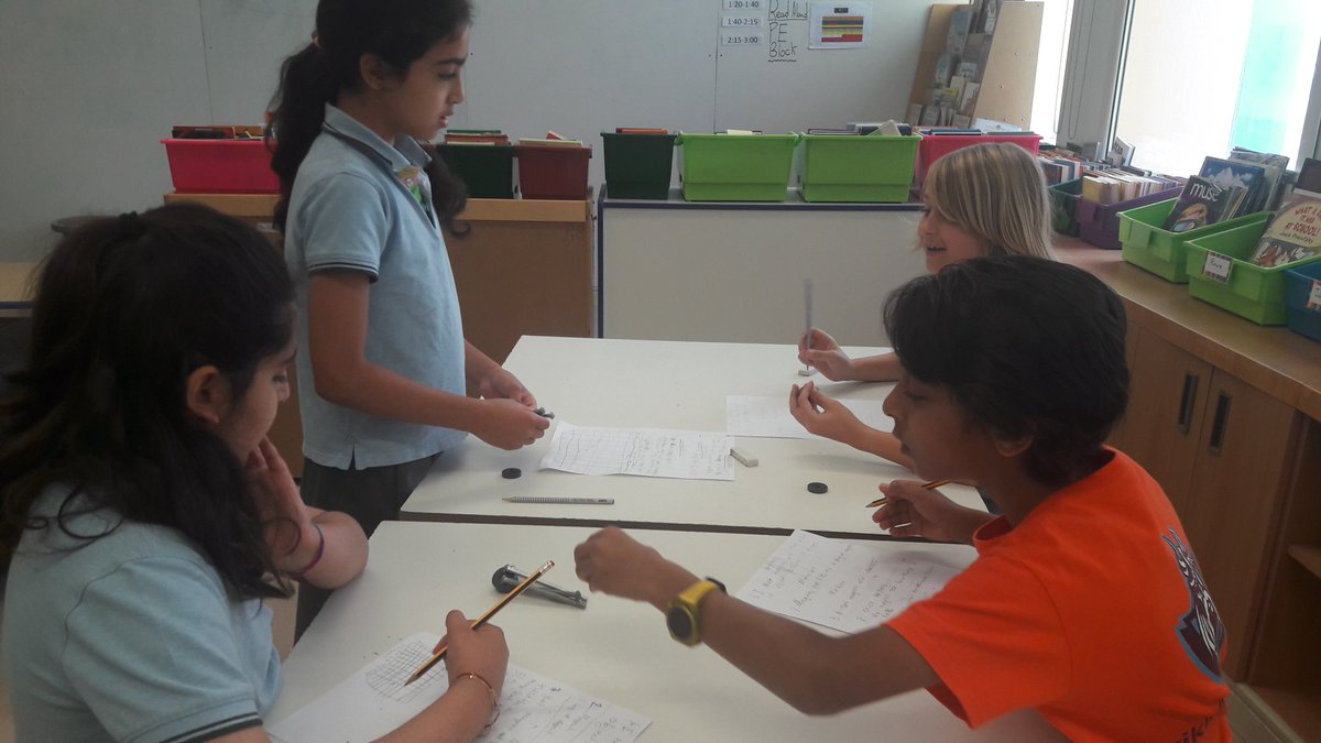 luke_james_86's tweet image. #Studentdesigned #magnetism labs were amazing today. Testing magnetism under water, size of manetic fields, strength of magnetic pull, and much more. Very proud of their ideas! #RVISionaries #studentchoice @rvis_bh