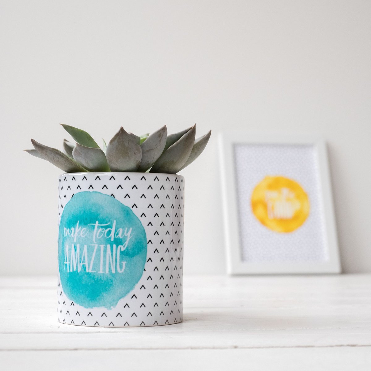 Hullo Creative tweet media