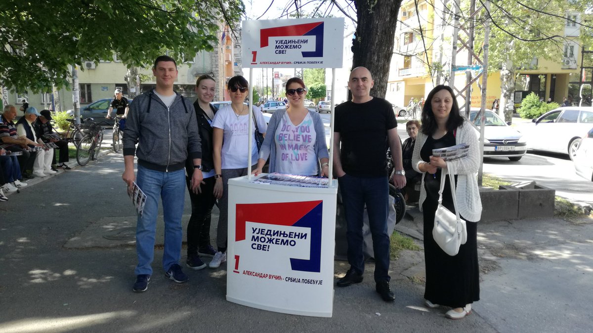 BackaPalankaSNS's tweet image. Разговор са грађанима о актуелним дешавањима и подела информатора. #SNS #backapalanka #informator