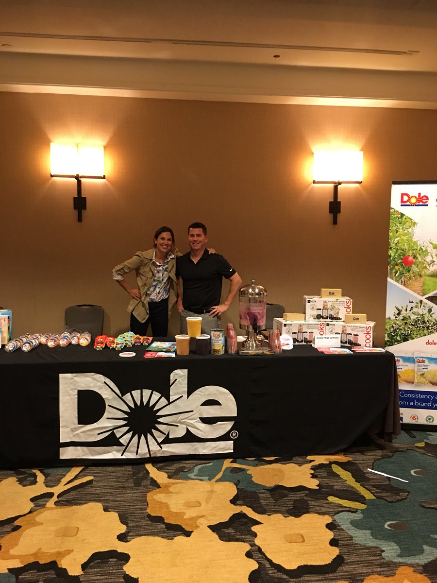 NationalCACFP's tweet photo. Thanks for sharing your blended smoothie recipe. We loved it! So many great forms of fresh plant foods! Thanks for being with us @DoleSunshine @DoleTweets #CACFP18 https://t.co/TklpEgzwJT