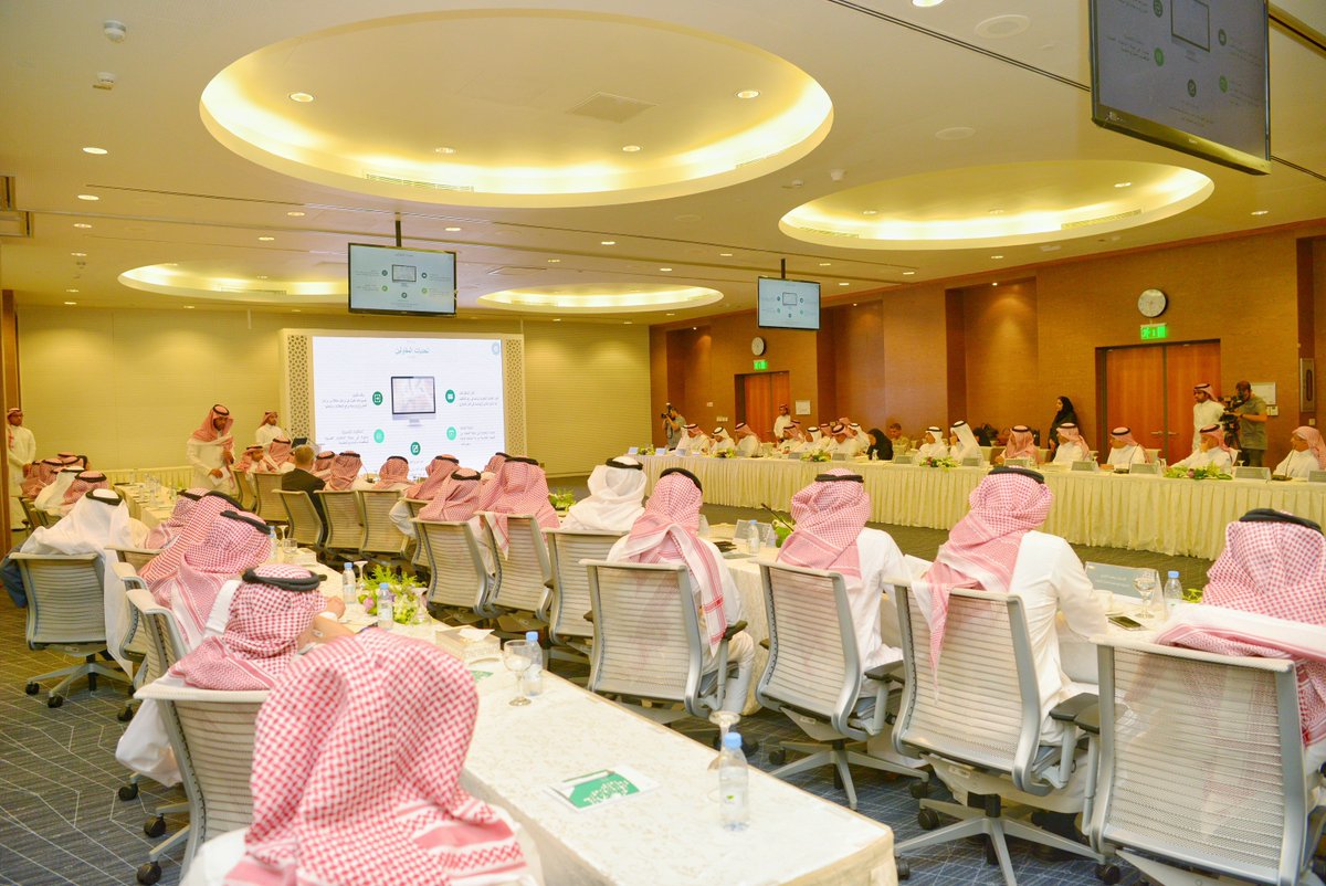 SABIC's tweet photo. #سابك رائدة في تنمية وتعزيز المحتوى المحلي من خلال مبادرتها تشكيل "فريق توطين الصناعة بالمملكة"، واستضافة جميع نسخ الاجتماع الأربعة عشرة السابقة بمبادرة منها منذ انطلاقته لأول مرة في العام 2011م.
#SABICLocalContent https://t.co/7T1Uc2tEEA