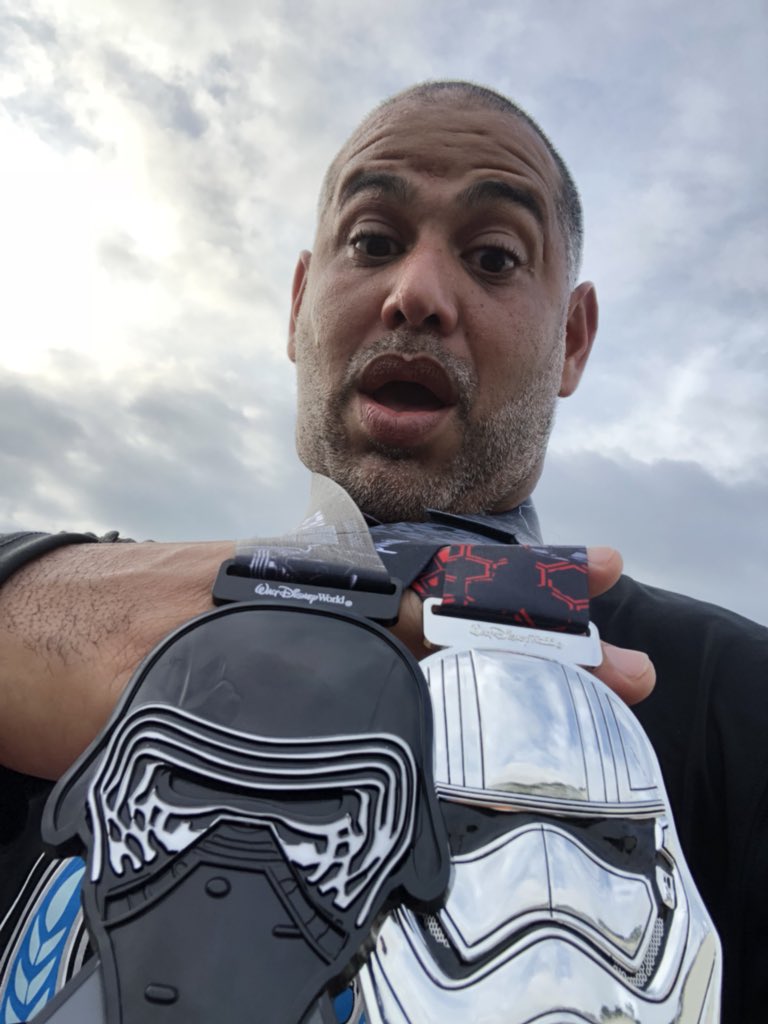 J_Ramirez991015's tweet photo. What what I made it #StarWarsHalf #FirstOrderChallenge https://t.co/WO0l0IXuQQ
