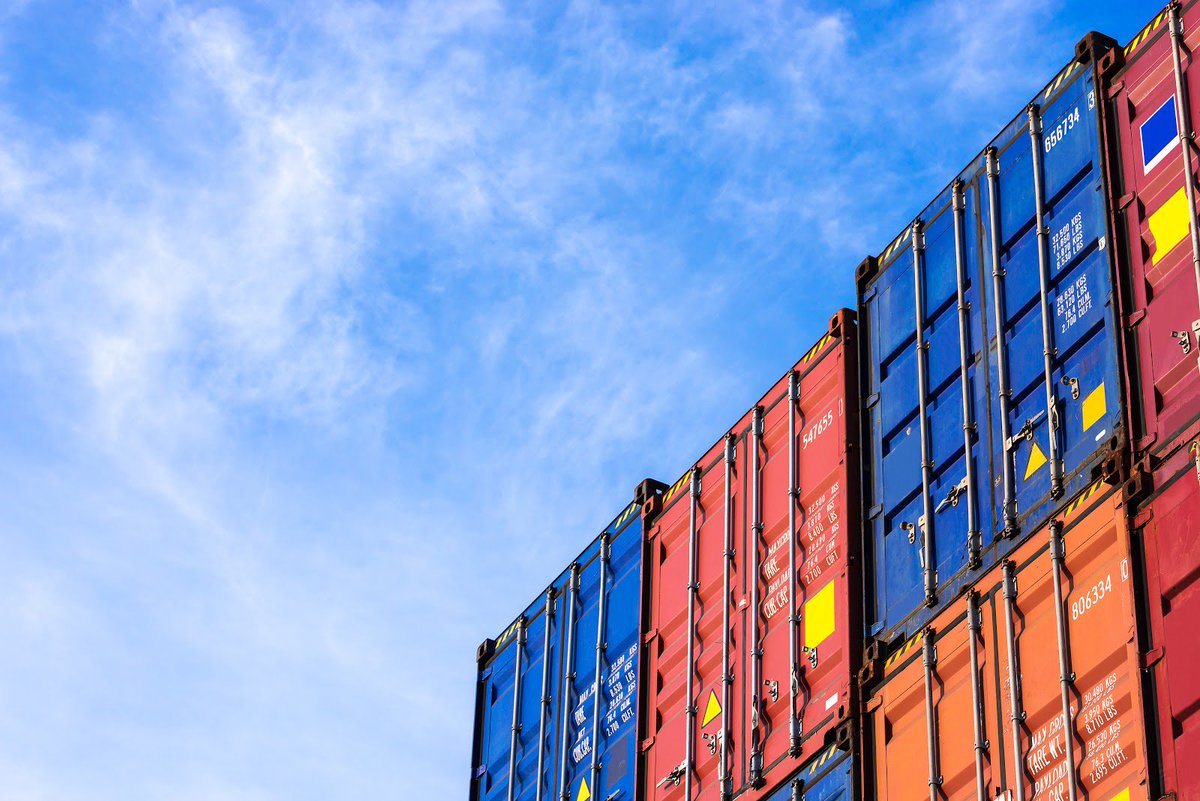 ADVENTeModal's tweet image. Advent Intermodal celebrates #EarthDay everyday with by enabling our customers to implement clean truck programs that lessen the carbon impact of the port complex. #eModal bit.ly/2EXLUHU