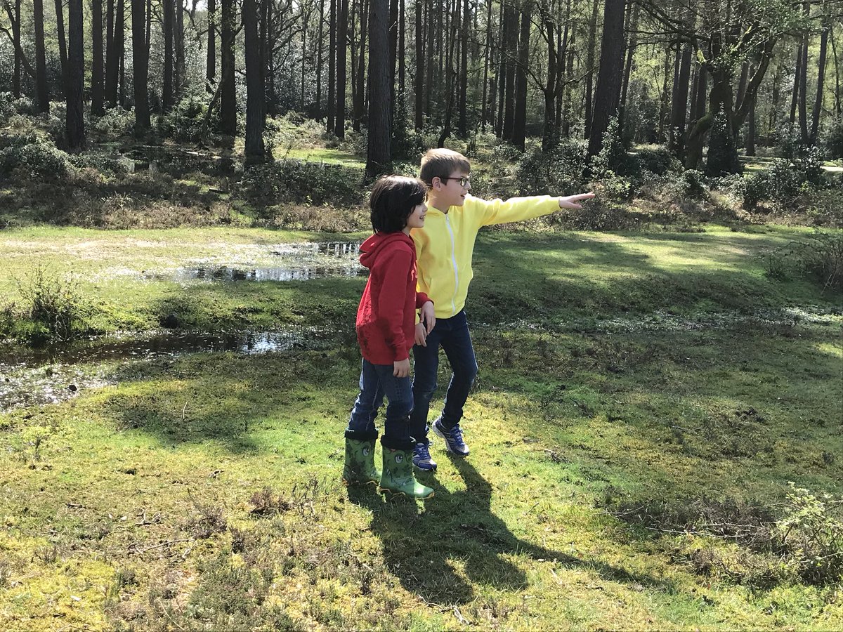 jonahpaull09's tweet photo. Had the most amazing time filming today. #shortfilm #Supine #director Dan Curtis and #producer Skye Eadon, fantastic crew and most cool co-cast @Hart_Josh1  #childactor #actorslife https://t.co/YNm4kR2Ox4