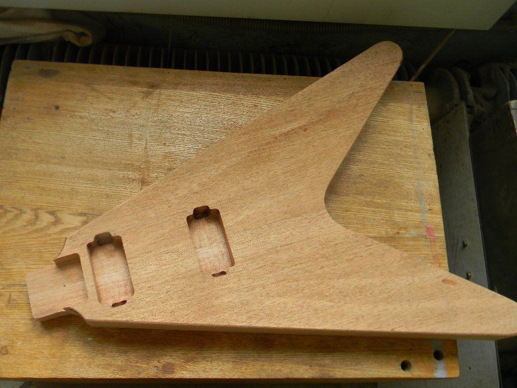 Oldwoodcustom's tweet photo. Oldwood customshop can offer the best price on the market. $490 usd for a #customshop #guitar. 
DM and follow us in Instagram. https://t.co/FnSr7YkyM0
