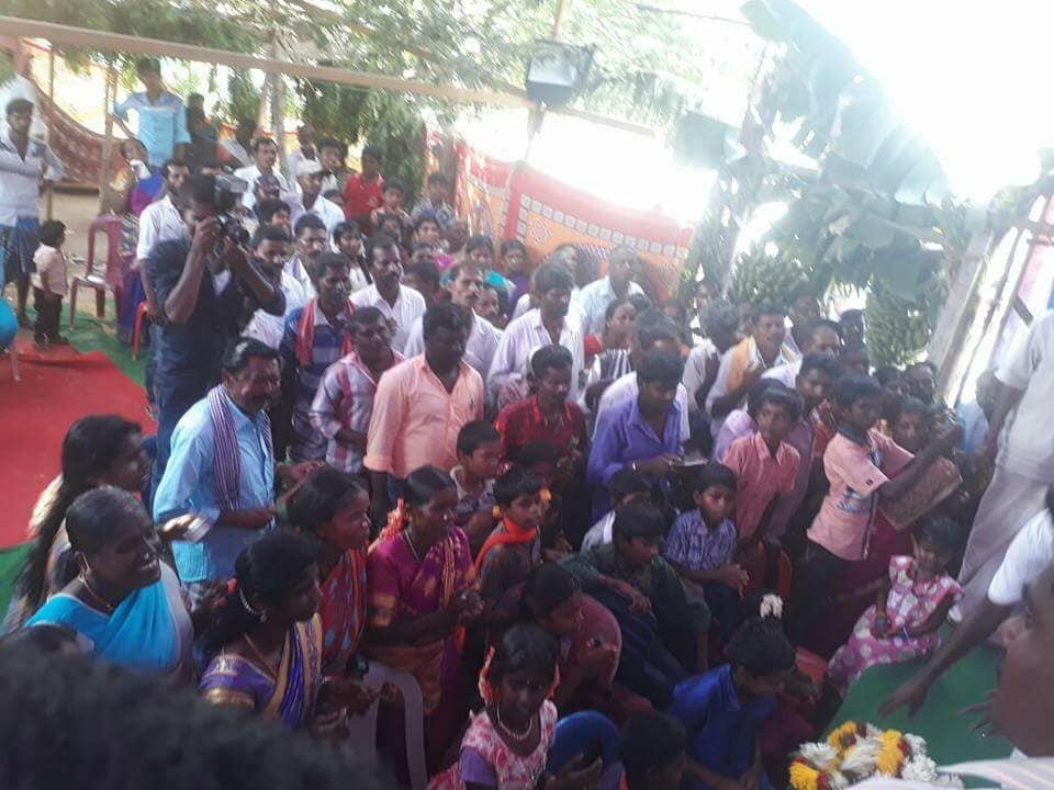 tramachandran63's tweet photo. இன்று அஞ்செட்டி பகுதில் கட்சி தோழர்களின் இல்ல திருமணங்களில் பங்கேற்று மணமக்களை வாழ்த்  திய போது. https://t.co/xbV0zvrLxg