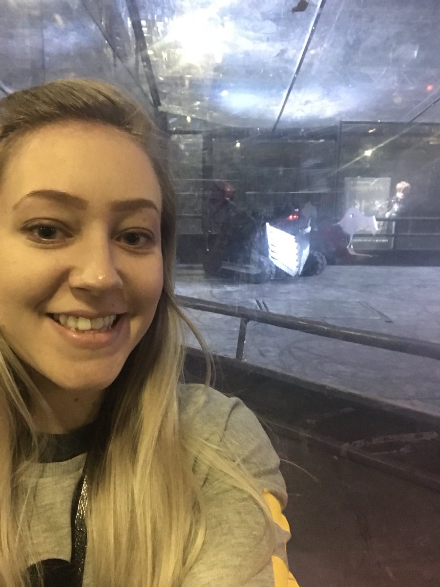 TreacleEm's tweet image. I had the best day at @extremerobots #bringbackrobotwars