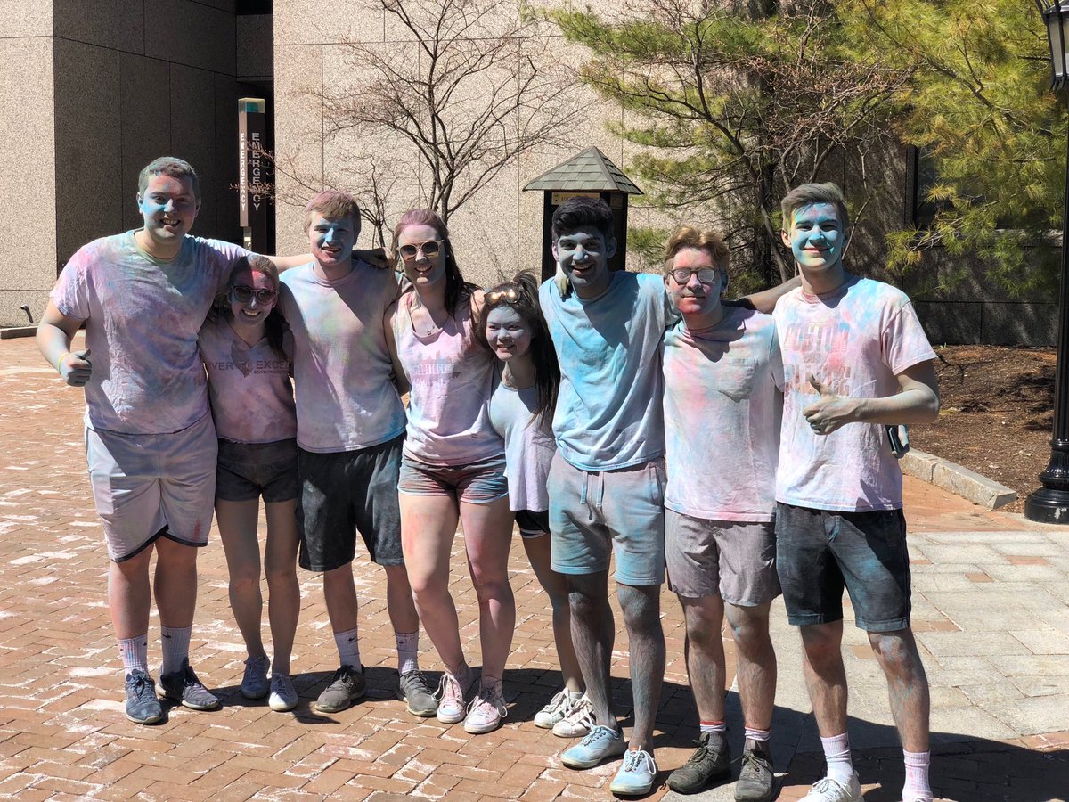 GoGala__Games's tweet photo. @DoyleKeegan @BostonCollege these guys at my alma mater having a blast celebrating Spring...really cool!!! Enjoy it!! https://t.co/TumxC9bIto