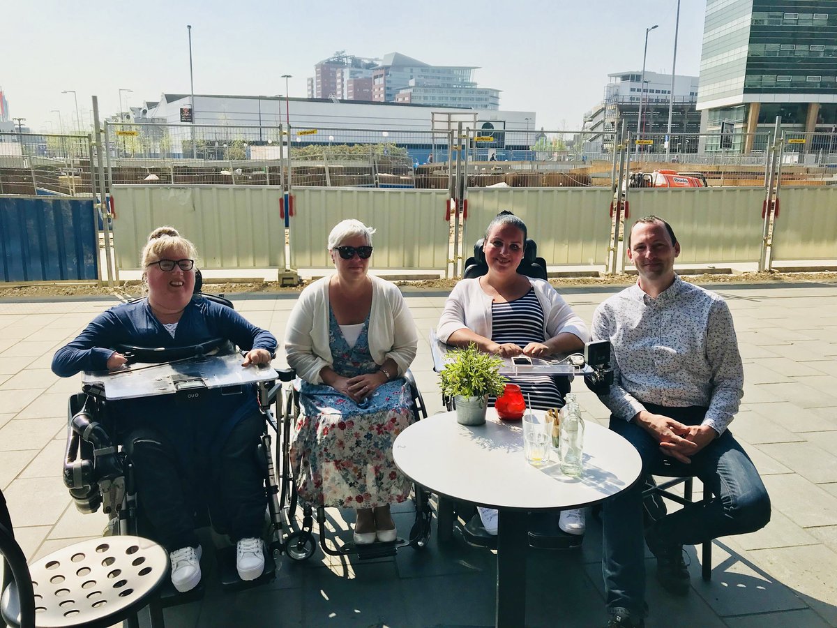 Afgelopen week hadden wij een prettig gesprek met @bronzenketting van <a href="/spierziekten/">spierziekten</a>. Over de overgangsregeling WLZ, samenwerking en hoe de CRF beter bereikbaar en benaderbaar kan zijn voor hun doelgroep.