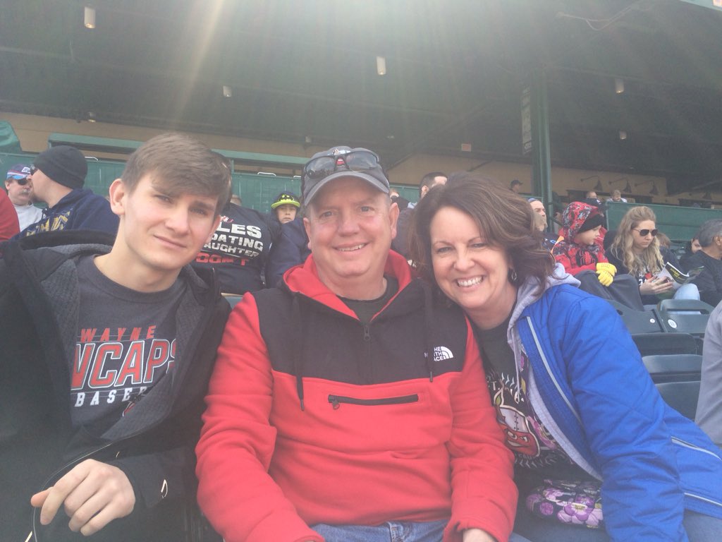CES_MrsDecker's tweet photo. Hanging with my Cov Coyotes &amp; my family! And Happy Birthday, Evan! #TinCaps https://t.co/C6tYY7bIs0