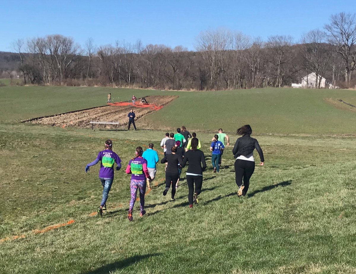 CampaignforCass's tweet photo. And they’re off to follow course set @ithacabeer by #Crossfitofithaca benefiting #EncloseCass #MudRun fun in sun on Earth Day 2018. There’s room for more to run so arrive by 11! Beer is available after 11, too! @twithaca https://t.co/IdNWaFu4Vt