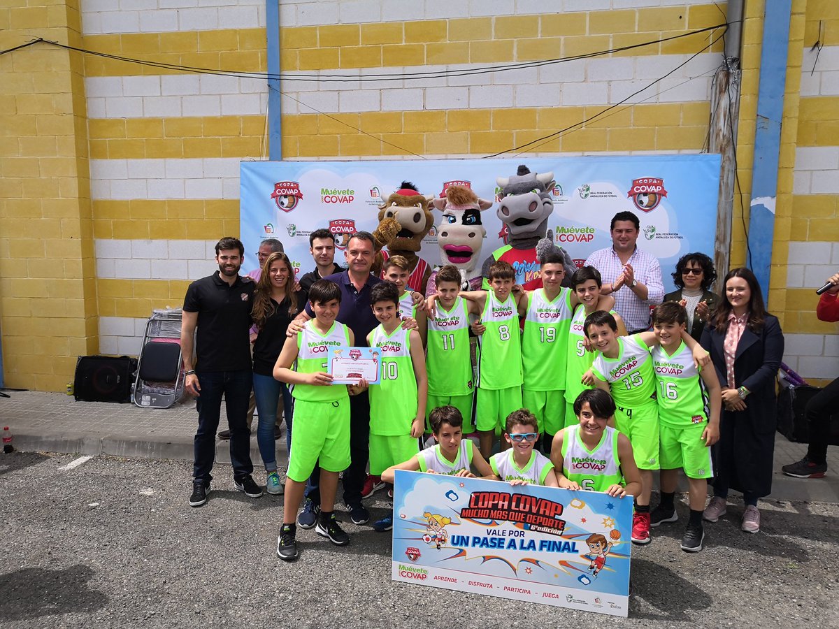 CopaCOVAP's tweet photo. Los equipos @CadizCBGades 🏀👧, @CBSFDO 🏀👦 y #UDCASTELLAR ⚽👧👦 serán los representantes de la provincia de Cádiz en la final de la #6CopaCOVAP. ¡Enhorabuena! https://t.co/UFsldeCsot