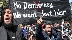 mon_carai's tweet photo. @OnlineRajan__ @DrMerle 2/ Once in India/ anywhere, they would play victim, the role of the persecuted minority.
This - while getting aid in cash and knowhow from #OIC, mostly from Saudi.
Then 57 strong OIC would put up one motion after another to get the target nation to cmply. 
Camel in the tent. https://t.co/Jq96aT1RdX