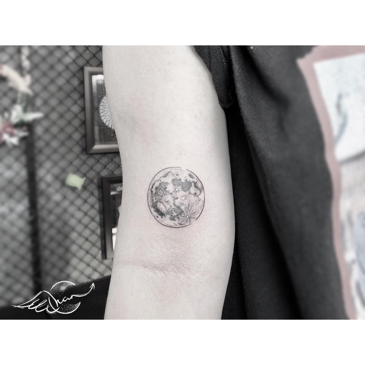 wqtattoo's tweet photo. Done by K TATTOO
50/2A Nguyễn Đình Chiểu, Phường 3, Phú Nhuận, Hồ Chí Minh city
0909524808 (khang)
#tattoo #vietnam #vietnamese #vietnamtattoo #tattooart #saigon #saigontattoo #Ktattoo #minitattoo https://t.co/qyUa0DIG9W