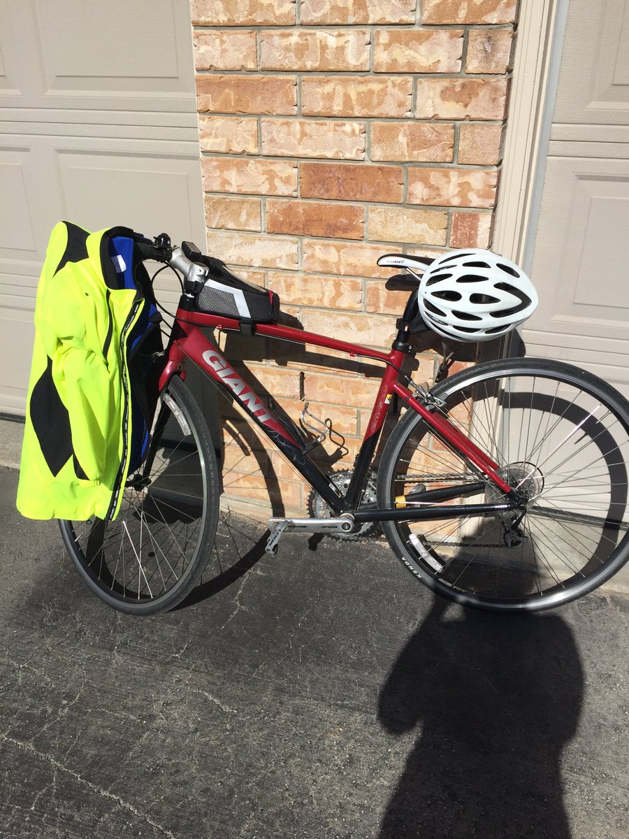 PromotingFresh's tweet photo. My bike was happy to get out for a ride finally! Enjoy the day outside! https://t.co/bJVY8AlTcX