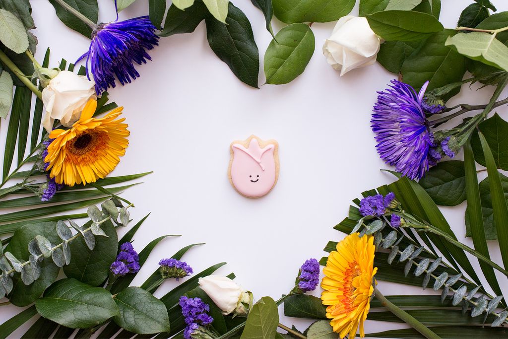 SCanadaPhoto's tweet photo. Hello spring! So nice to see you again! Like if you agree - and tag a friend who would love to eat this cookie!

#hellospring #springvibes #springishere #earthday #earthday2018 #kwawesome #wrawesome #cookie #iheartspring #ilovefood #kitchener #waterloo https://t.co/euY4mYkdaz