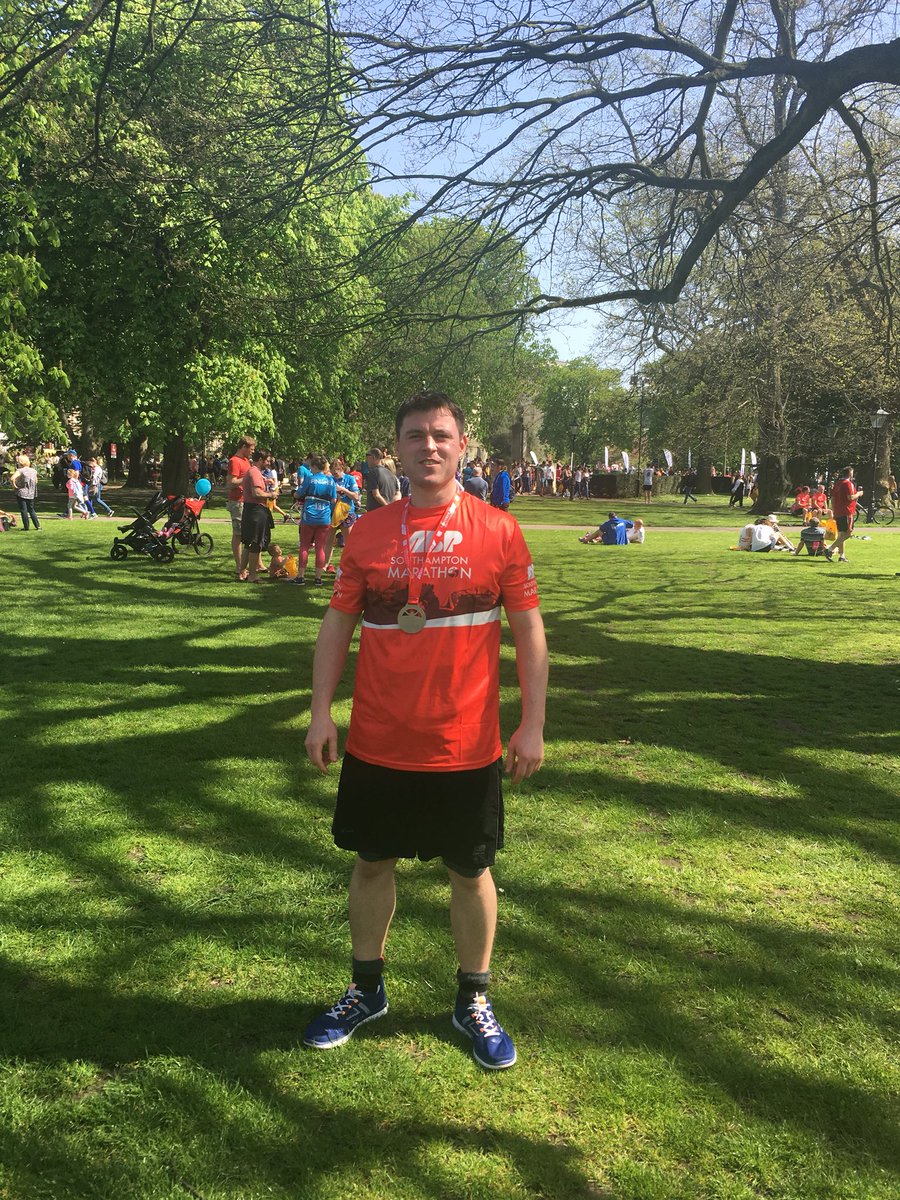 Southampton 10k completed, was good fun !! raising money for the #Southamptonhospitalcharity hats off to the full marathon runners today, was a warm one !! #southamptonmarathon #charity #doyourbit #10K