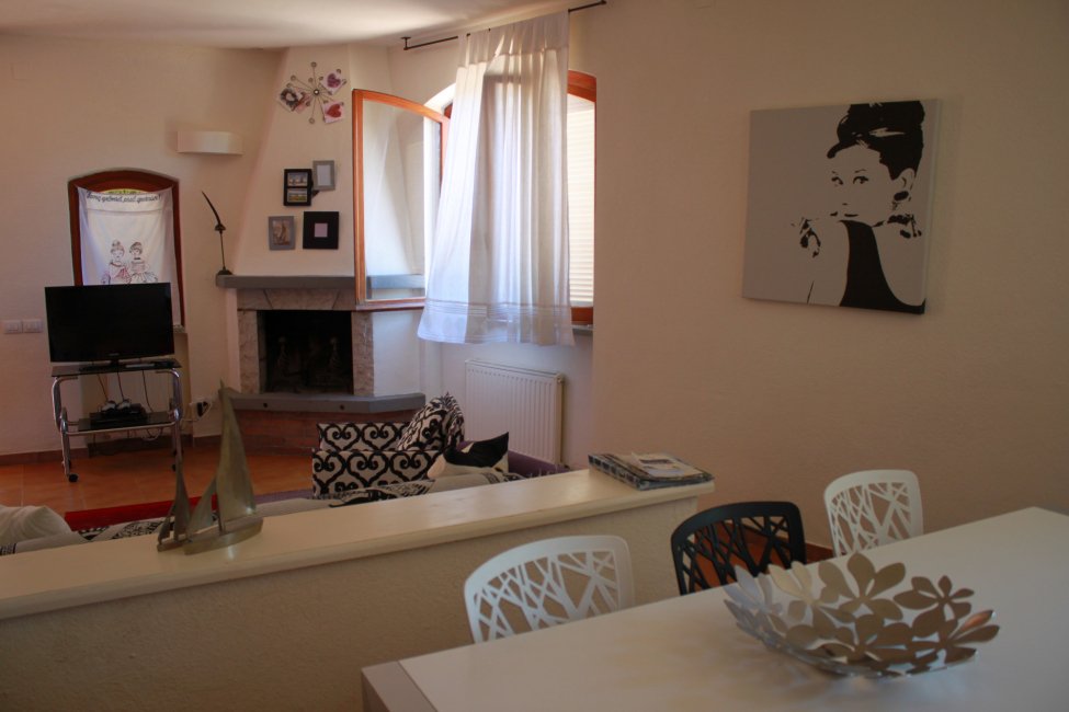 theholidaylet's tweet photo. Villa Luisa Maria is a unique and exclusive residence, facing the sea with a private beach fenced and equipped, garden with table and chairs, barbecue, parking spaces. Ideal for children, but also for adults. https://t.co/azgRoyBEKy https://t.co/zWWYjGYSSo