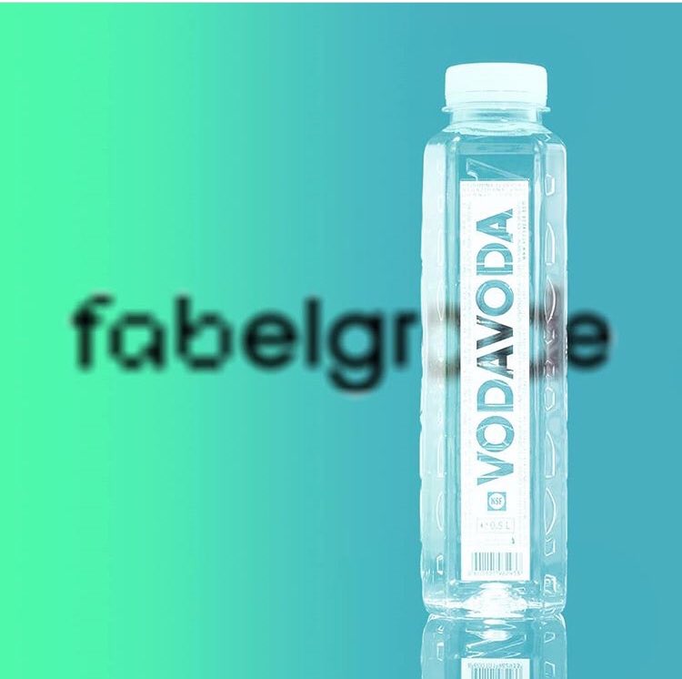 Stay refreshed during #fabelgrade2018 with drinks provided by our friends at @vodavoda_worldwide.
.
.
#3dprinting #makers #makersgonnamake #convention  #fablabs #fablab #water #fluid #artesianwater #vodavoda #vodavodamomenti