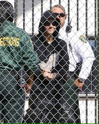 jckbluesbieber's tweet photo. Remember this day when beliebers sang "be alright" and we're tested who will leave and who will stay. https://t.co/4u2C2H1hkm