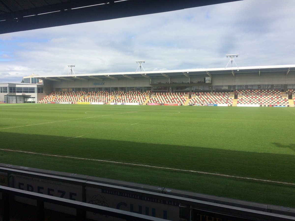 Pitch looking great in the Sunday afternoon sunshine <a href="/_MarkJones/">Mark Jones</a>
