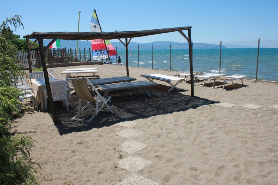theholidaylet's tweet photo. Villa Luisa Maria is a unique and exclusive residence, facing the sea with a private beach fenced and equipped, garden with table and chairs, barbecue, parking spaces. Ideal for children, but also for adults. https://t.co/azgRoyBEKy https://t.co/zWWYjGYSSo