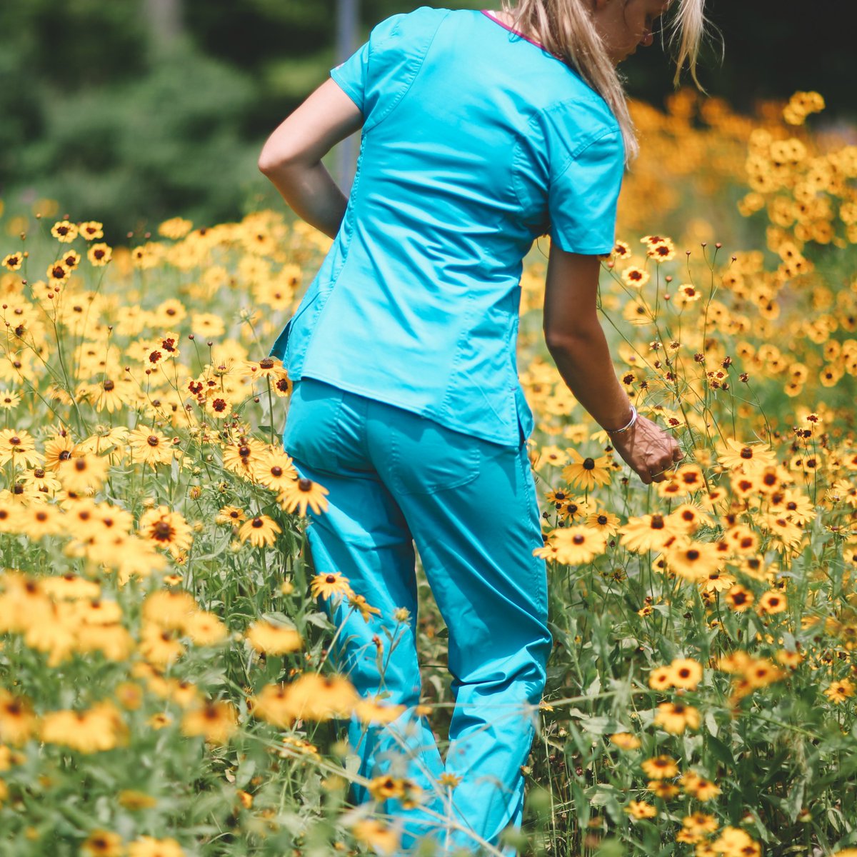 MedCoutureScrub's tweet photo. Why wait for Nurses Week to start saving $$$ when you can get 20% off any order over $50 right now? :-) Simply use coupon code MC20 at checkout. https://t.co/N4Q9hdK72e #lovemedcouture #nursesweek #nursesweek2018 #medcouturescrubs https://t.co/UlVxkIWMzc