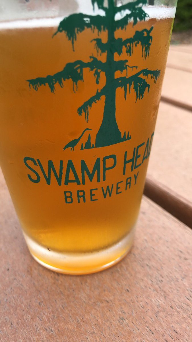 Stephanie_PSTA's tweet photo. Headed on down to ๐Gainesville yesterday. Went to #sweetwaterwildliferefuge and saw some WILD horses ๐ด (they were feet away!!) and then stopped at @SwampHead for their #Stumpknocker beer ๐บ it was so good! Loving the Florida life so far ๐ https://t.co/ZqpfCy7v8D