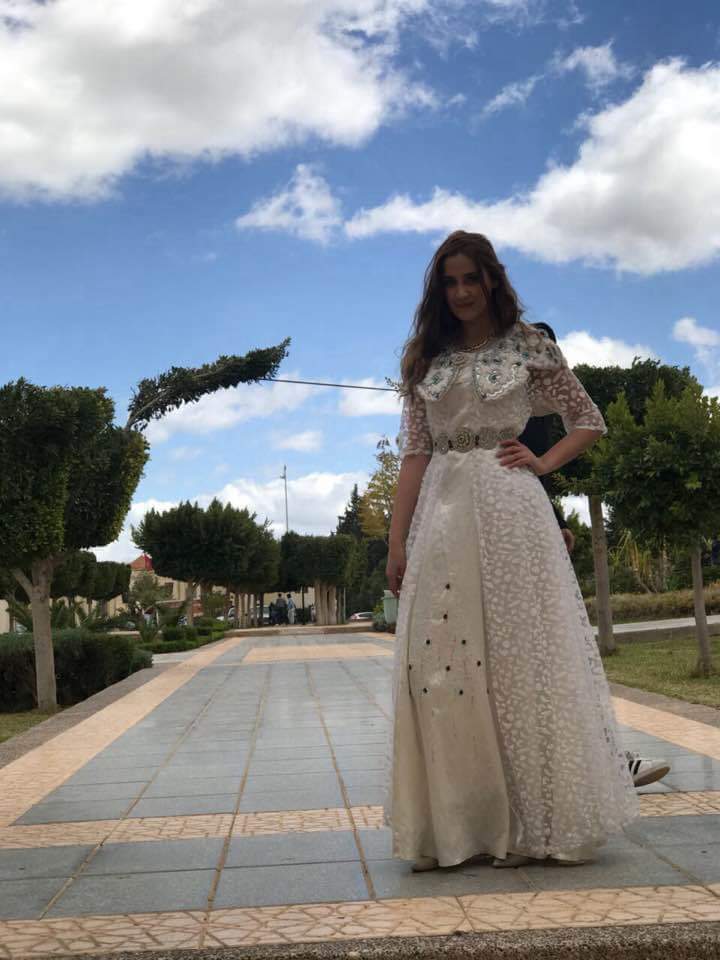 oujdiae's tweet photo. #البلوزة_الوجدية فخامة الاسم تكفى 😍

#oujdia #blouzaoujda #oujda #oujada #oujdacity #oujda48 https://t.co/DDEaUeQ1l2