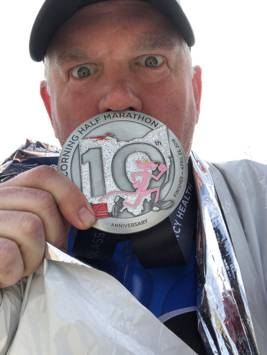 ctrcnroberts's tweet photo. Glass City #Run13.1 👍🏼 https://t.co/rbGMDvlWdi