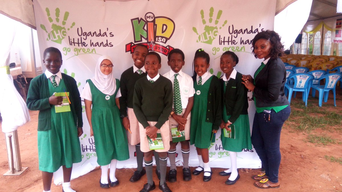 EDXTravel's tweet photo. @edrinesempebwa @EarthDayNetwork @VisitUganda @GuideforAll @googleearth @HEBobiwine @EriasLukwago @EriasLukwagoo @TwitterMoments @Ugandawildlife Uganda celebrates #EarthDay2018 with an international children's #climatechange conference at Ntinda School for the Deaf ๐ #TourUganda #PearlofAfrica #EarthDay #GoGreenUG #ICCCC2018 https://t.co/NhOMkBX1us