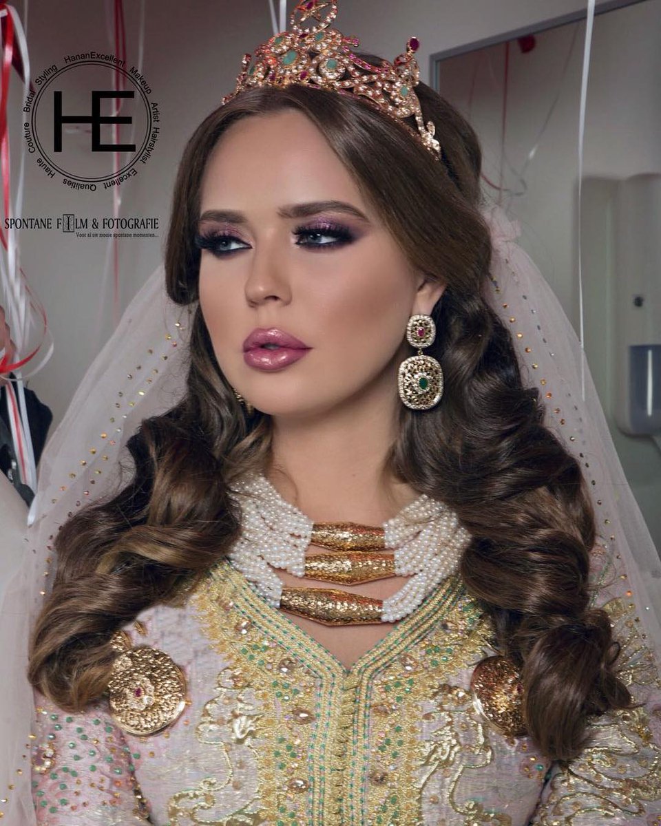 oujdiae's tweet photo. #القفطان_المغربي https://t.co/c5JmA2rX6Q