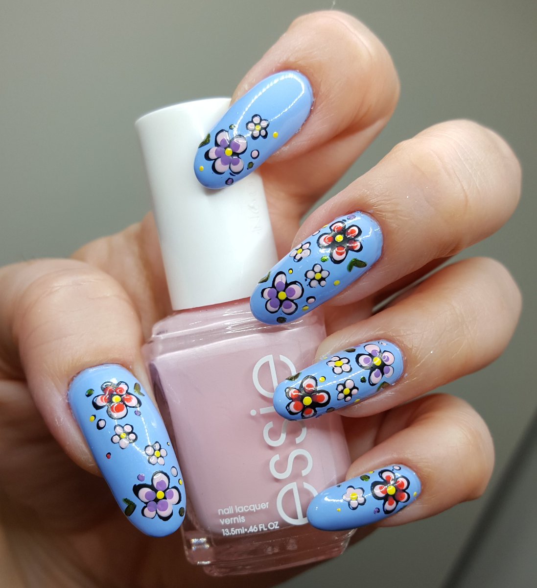 TatiManMaq's tweet photo. It looks like spring is finally here 🌸#nailstamping #spring #springnails  #nailpromote #nailartwow #nailartclub #beauty #manicure #montreal #Laval #naildesign #nailsoftheday #nailart #tatimanicuremaquillage #tati_nailart #nails2inspire #cutenails #regularpolish #hotnails https://t.co/vxHdy75trl