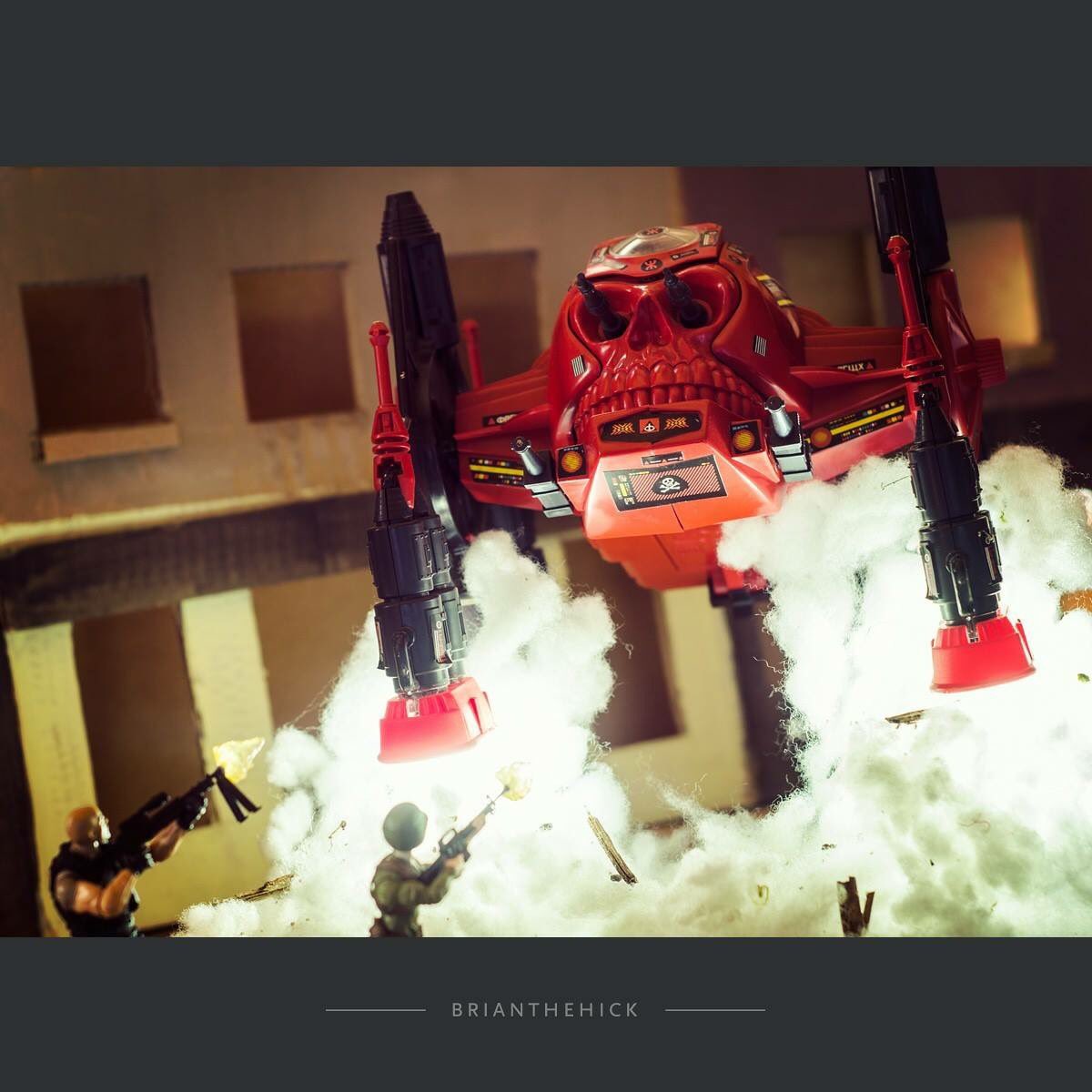 TheFullForce's tweet image. 🖊😡🖊 Another great shot from Total Retaliation &amp;amp; Total HACKS with some process images as well 🖊😡🖊

@BrianEmagine 

#ActionForce #RedShadows #Roboskull #ToyPhotography #RedWolf