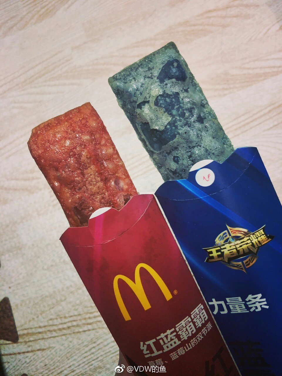 中国住み 青は食べ物に使っちゃダメだとあれほど Twitter