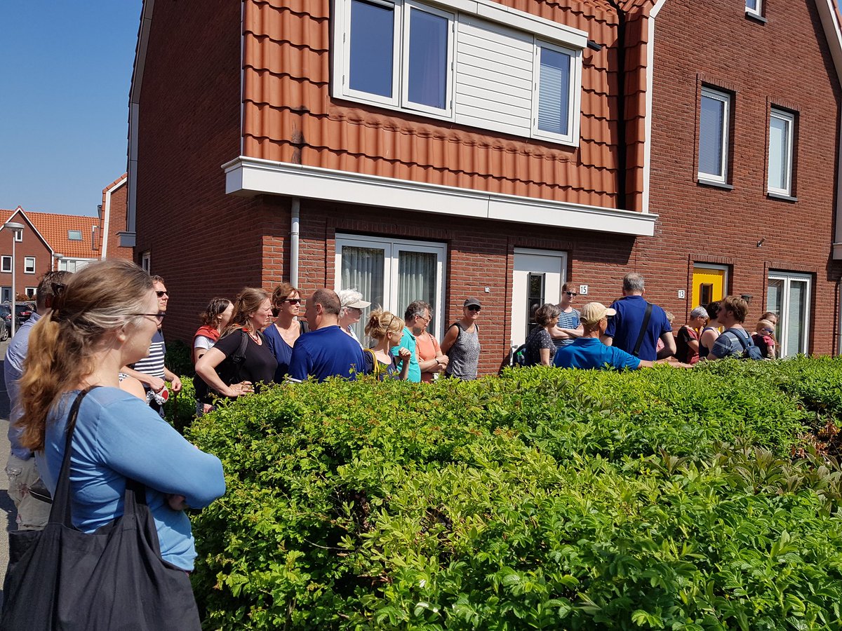 Veelbelangstelling voor verhalen over en uit Ondiep tijdens wandeling Lopend Vuurtje; #culturelezondag Noordwaarts groot succes! #CultuurvoorIedereen