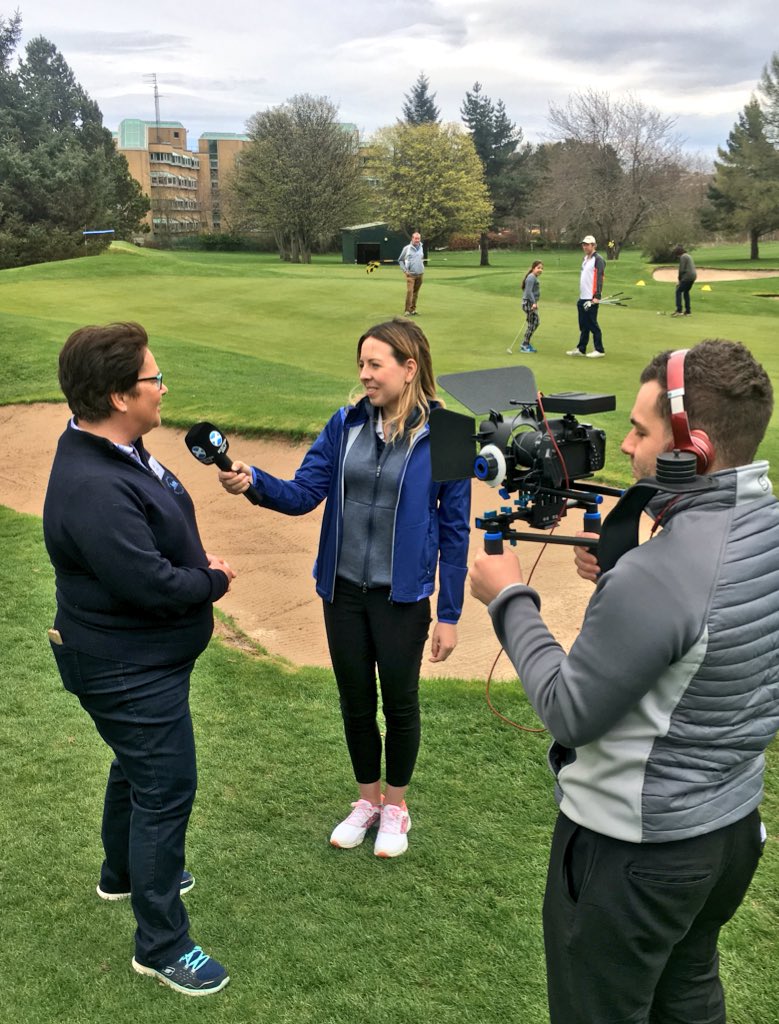 ScottishGolf's tweet photo. 📷 | Great fun @cpgolfclub’s Open Day showcasing what the club has to offer new members! If you’re looking for a vibrant, fun, community club in Edinburgh get in touch! 

Huge thanks to @RandA for bringing along the famous @TheOpen Claret Jug, it went down a storm! https://t.co/raiHrqdcSk