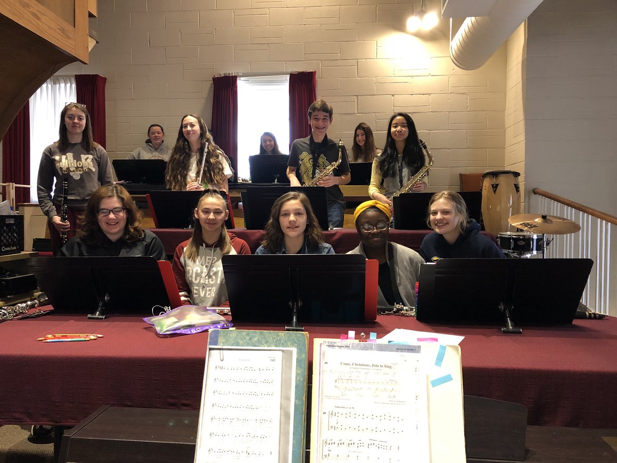 RichardsBands's tweet photo. Thank you HLR musicians for your last performance of this school year  at Pilgrim Faith https://t.co/bGcZc7CUCr