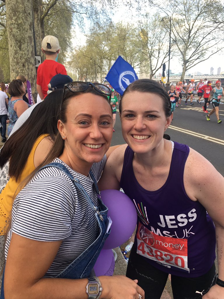 svsportstherapy's tweet photo. Our girl is here! Jess has just passed me at Mile 25 and looks amazing! X @jessicalynne_a https://t.co/nbVkqj5Gje