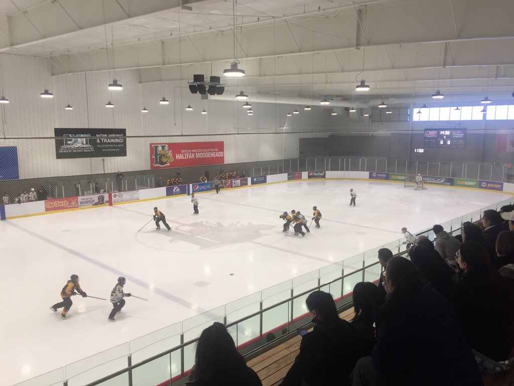 RisserNancy's tweet photo. And the finals begin ... les finals commencent U14AA NB 2/Ontario 2 #2018ECRC https://t.co/UKts3iDrH4