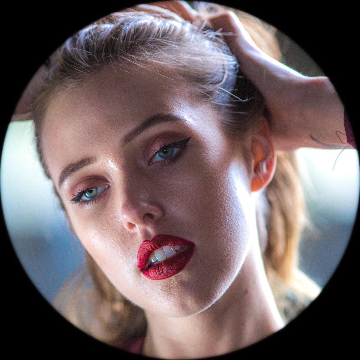 YOTDFilm's tweet photo. #NewProfilePic with lead actress @madileighbee #obsession #film https://t.co/6i0j8nhT6E