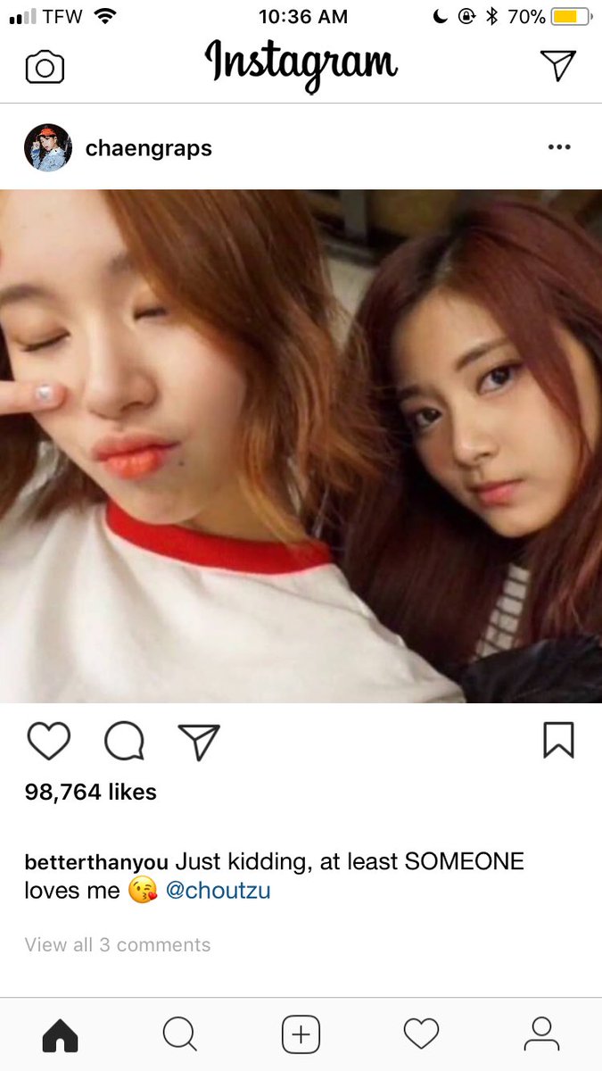 Chaeyoung is left alone with social media, or maybe not
