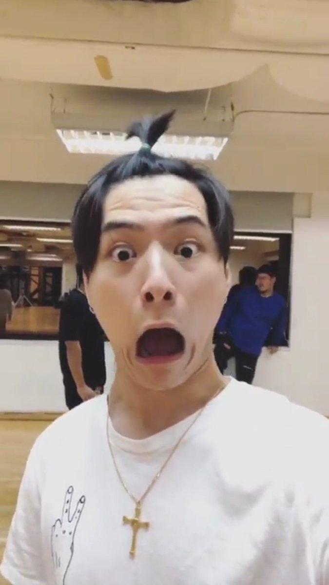 Ashitakuru_kara's tweet photo. Please fill in the blank with the sentence.
Pic No.1 : This is the face when.....
Pic No.2 : This is the face when......

PS. Perawat is so cute😝 https://t.co/taOdnGTFG1