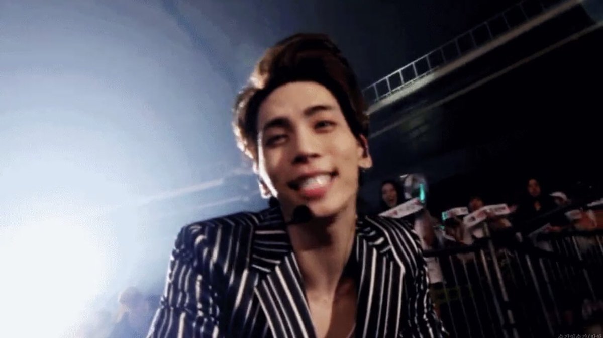 jjongspics's tweet photo. https://t.co/SXdJD8PFO0