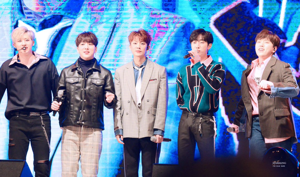 좋아해서❤️
사랑해서💛
행복해서💚
함께해요💜
#B1A47THANNIVERSARY 
#B1A4_다시함께7주년
#비원에이포 #B1A4 #진영 #신우 #산들 #바로 #공찬 #대박B1A4💙