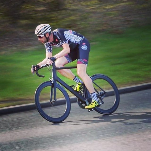 RHSunglasses's tweet photo. Our weekend has gone so fast, nearly as fast as philparsley in this great pic from last weeks TT (📸 Ian Danielson) #mucklecc #TT #cycling #fitness #bikestagram #canyon #sidi #backyardbikeshop #redhotsunglasses #castelli #sidi #giro #fromwhereiride #cyclinglife #bikerace https://t.co/lmWWdvyud7