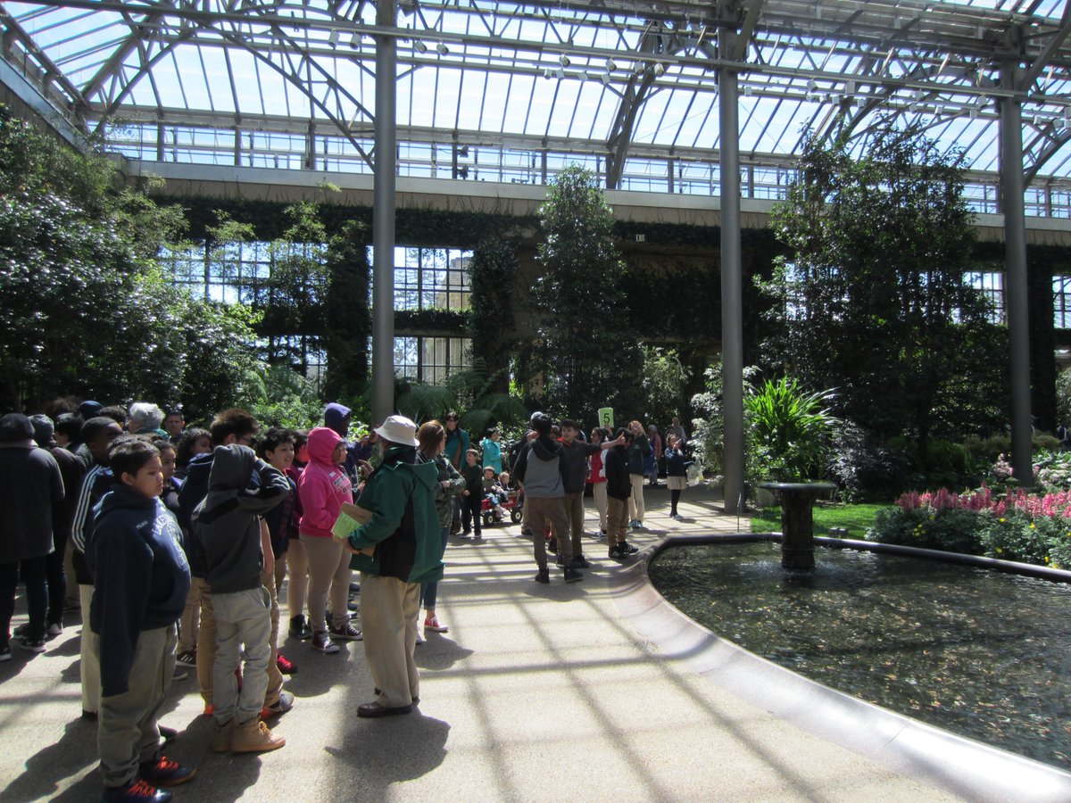 WatsonSciClass's tweet photo. Lucky @LakelandSchool 6th-graders visit nature in action during field trip to @longwoodgardens, thanks to a special Longwood grant. #LearnOutdoors https://t.co/8B794CZQVA